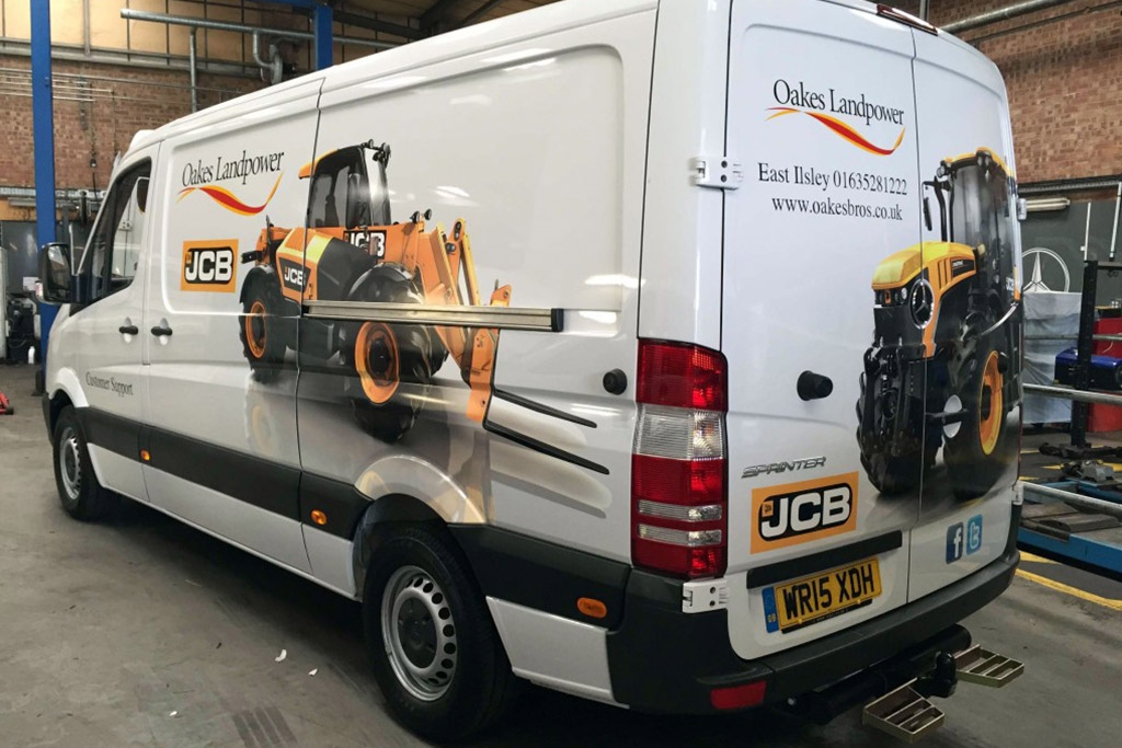 Vehicle Graphics – Oakes